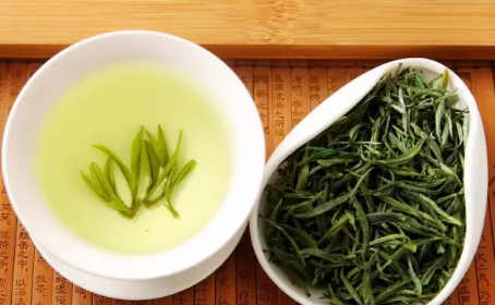 白瓷茶具适合泡什么茶 白瓷茶具有什么特点