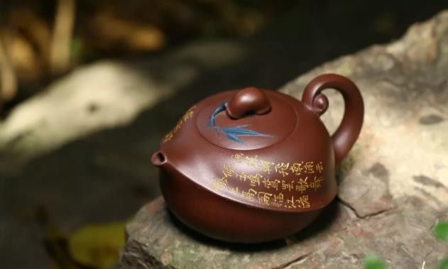 紫砂壶的三点一线是如何来看的