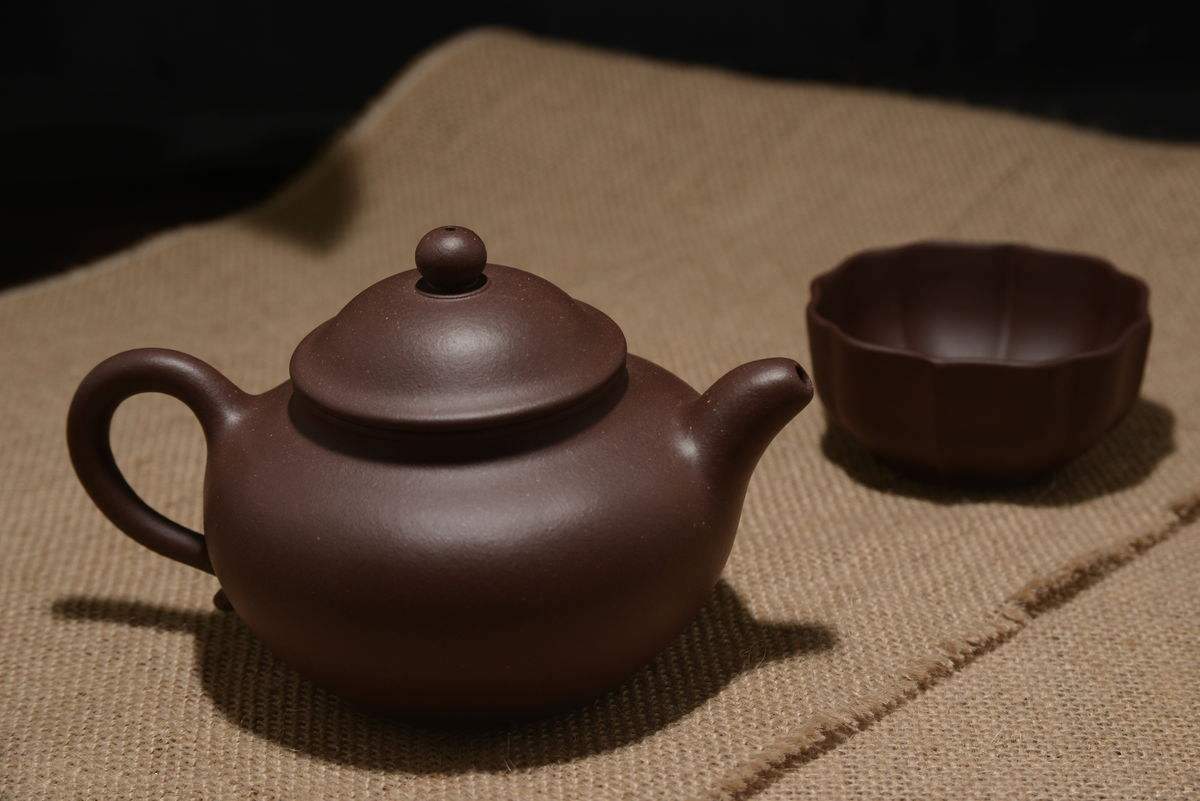 紫砂壶矿泥原料知识︱红泥篇介绍