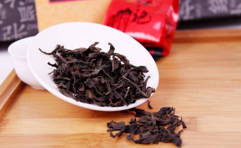 女人喝大红袍茶好吗