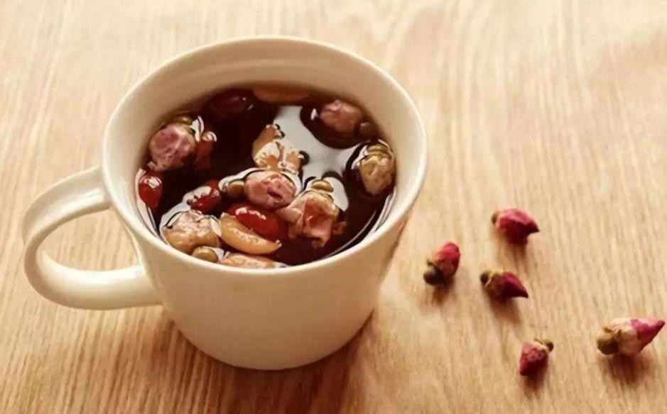 红枣枸杞桂圆玫瑰花茶的功效与作用