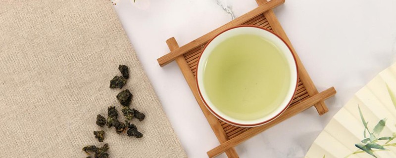 隔夜的茶叶水可以浇花吗