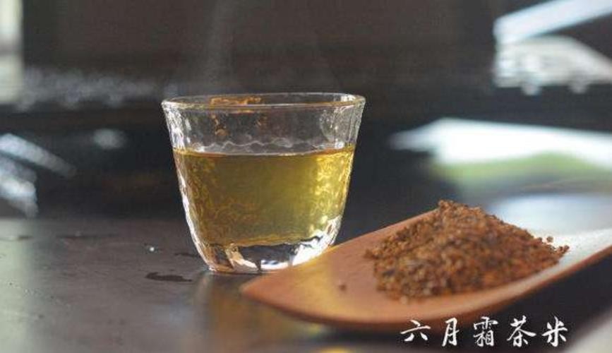 六月霜泡水喝的功效与作用