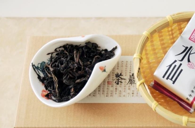 武夷岩茶属于红茶吗
