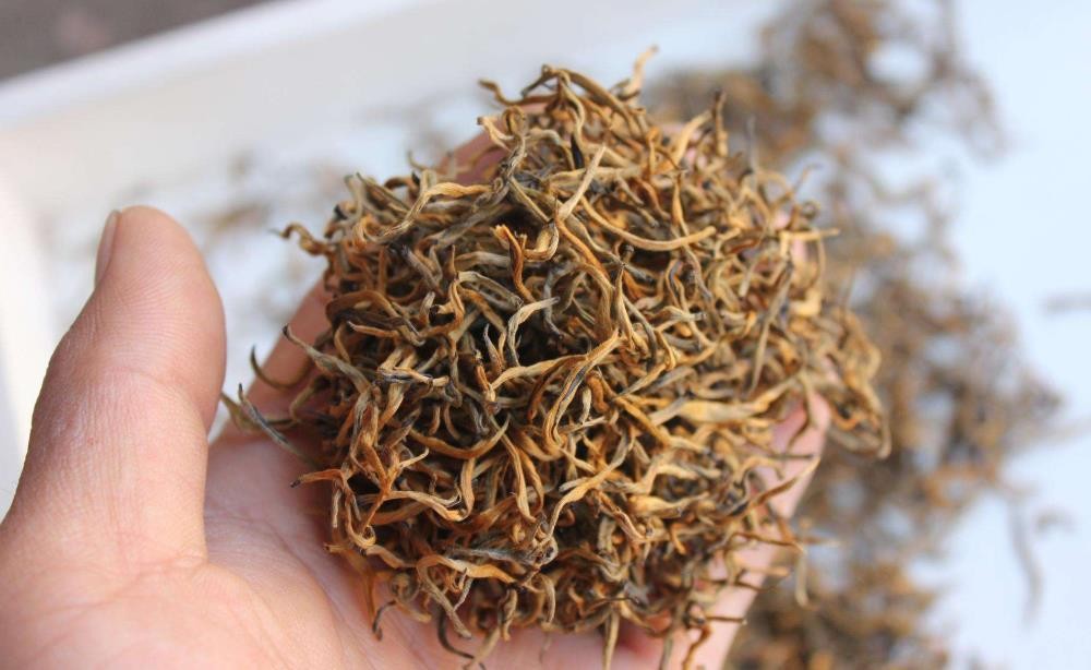 滇红茶与金骏眉的作用与功效