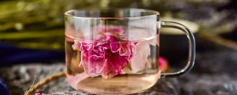 菊花加玫瑰泡茶的功效