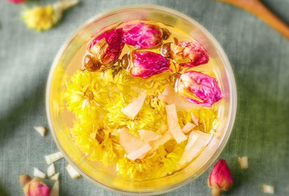 胎菊和玫瑰花泡在一起有什么功效