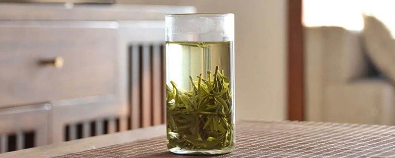 绿茶红茶的功效分别是什么，常喝红茶好还是绿茶好
