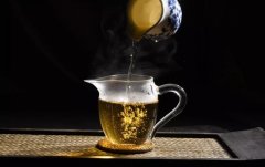 白茶的功效与作用，女人喝白茶有什么好处