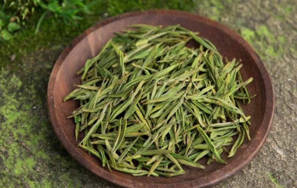 安吉白茶是什么形状