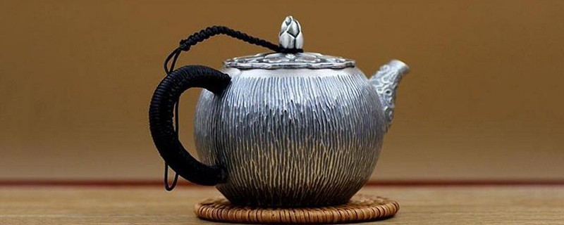 纯银茶壶泡茶什么功效，用银茶壶泡茶对身体好吗