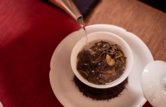喝绿茶有什么好处，女人喝什么茶叶最好