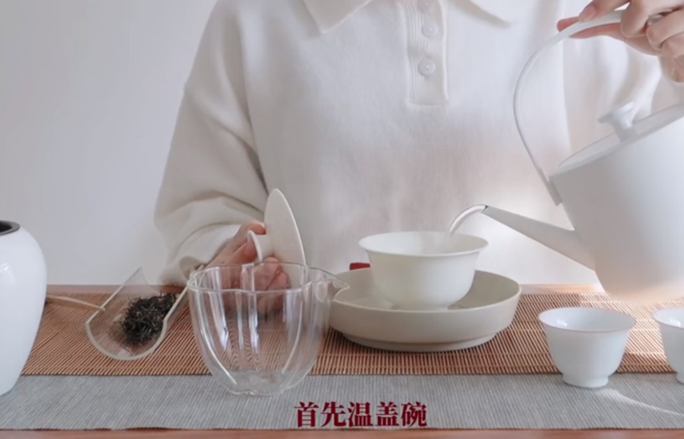 红茶最佳冲泡方法 红茶冲泡技巧与步骤