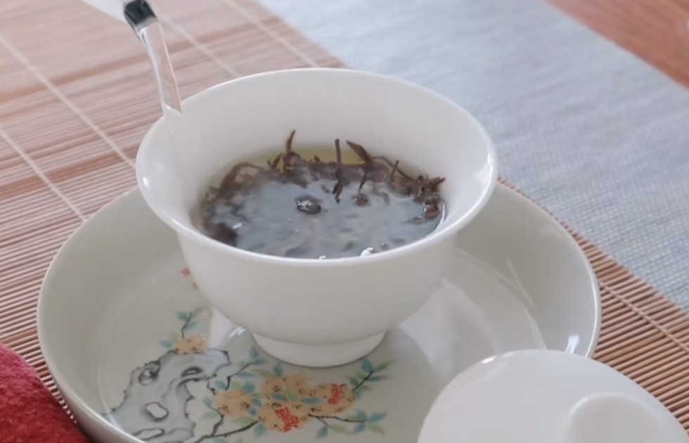 红茶最佳冲泡方法 红茶冲泡技巧与步骤